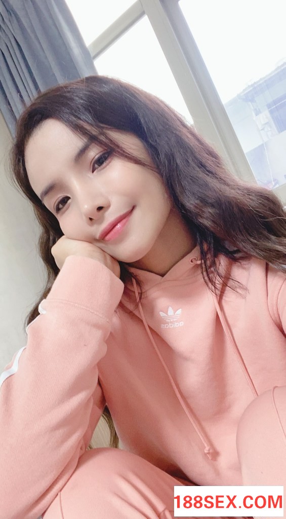 135302lyw246plyykkkh7e.jpg