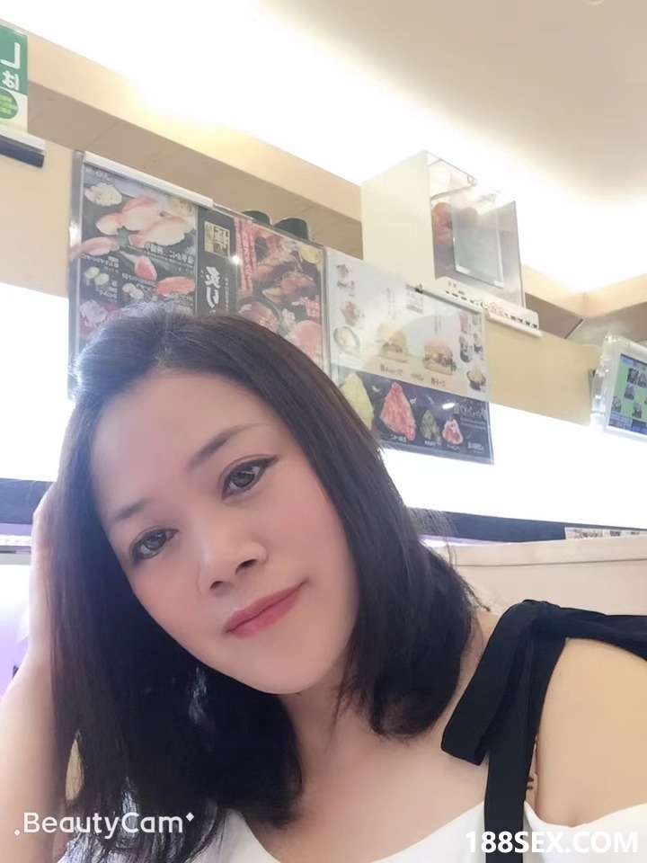 221917ir3dn5r4ni54vnhh.jpg