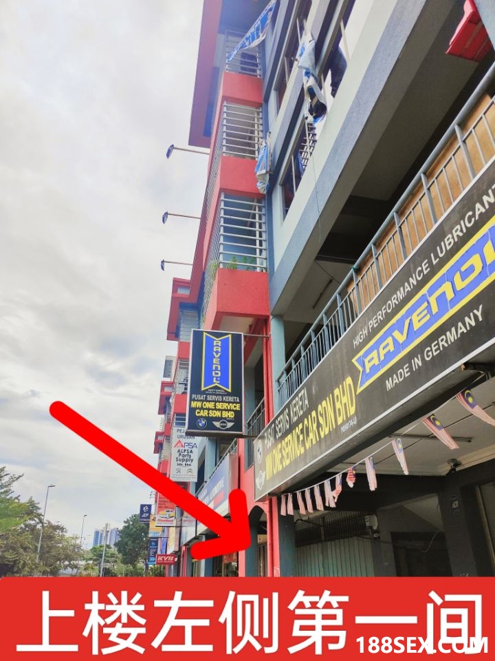 143107ko03e0hahaj0oahe.jpg