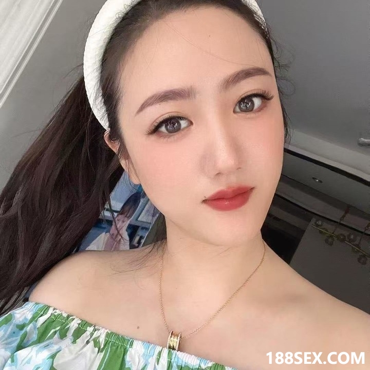 180442mi7q4xn8k4u9q7r8.jpg