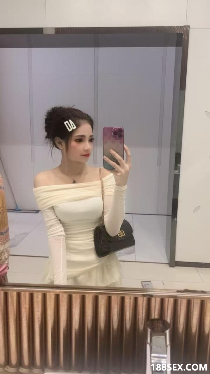 182454u3tt531c460cc1my.jpg