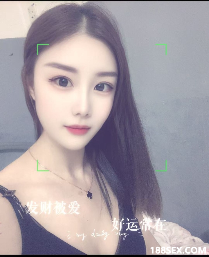 215515w6zuasbbcvezzsoo.jpg