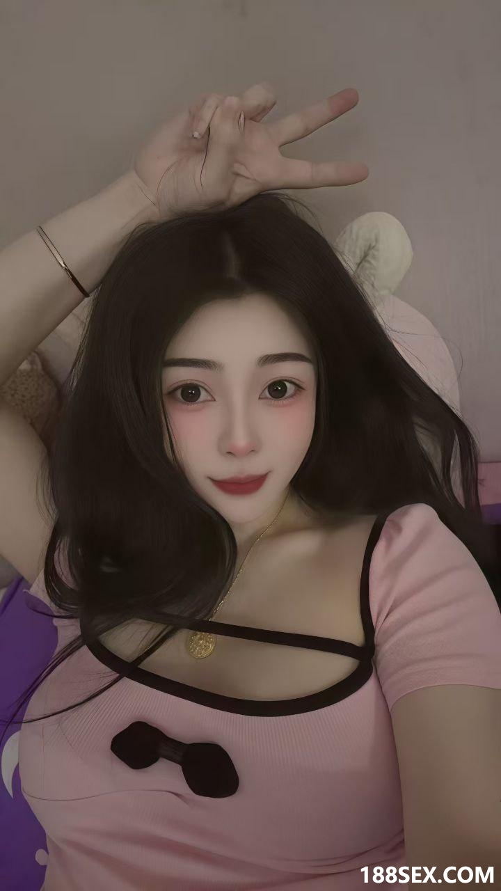 014633gwnz8q8qnn7cc6rq.jpg