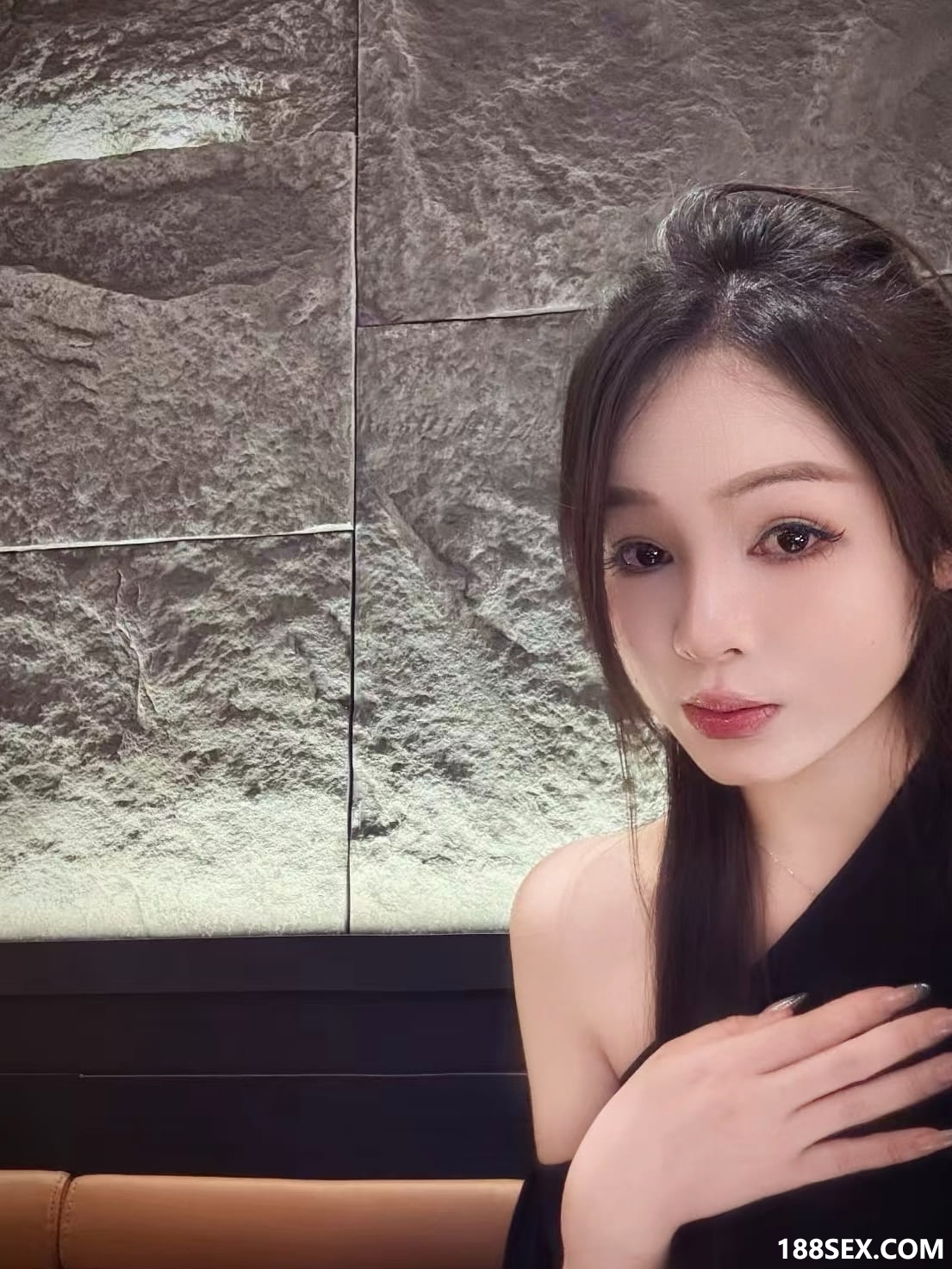 152547x5jxmwylrlau532q.jpg