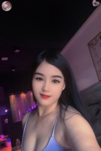 [旧吧生路] 百花10号按摩师小薇 WhatsApp: 011-2517 7068